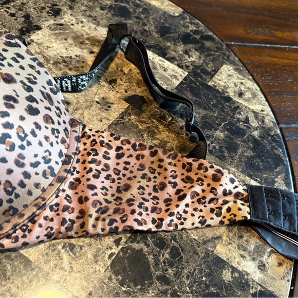 Victoria's Secret Leopard Print Bra with Black Straps GUC - Picture 6 of 16